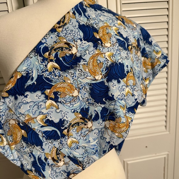 🍁NWOT LuLaRoe Koi Fish print size TC2 - Picture 1 of 4